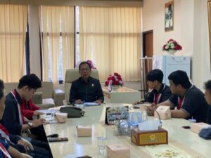 Bahas BBM, Ketua DPRD dan GMNI Diskusi