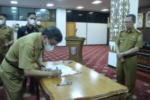 Pemprov  Lakukan Penandatanganan Pakta Integritas
