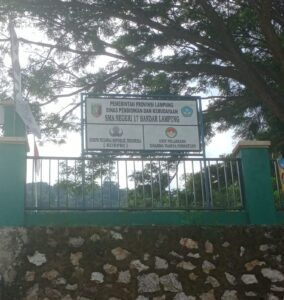 Berbagai Pungutan di SMAN 17 Bandarlampung Dikeluhkan Wali Murid