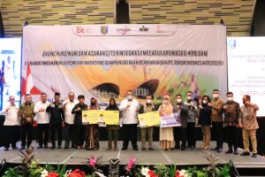 Gubernur Arinal Djunaidi Melakukan Peluncuran KUR dan Asuransi Terintegrasi Melalui Aplikasi e-KPB
