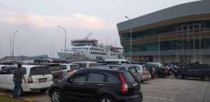 H-7, Trafik Penumpang dan Kendaraan menuju Sumatera Ramai Lancar