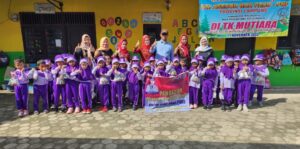 Cegah Stunting TP PKK Baru Ranji Bersama Pemdes Laksanakan PMT ke Sejumlah TK