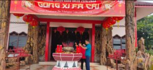 Perayaan Imlek di Vihara Dharma Jaya Lamteng, Dilakukan Dengan Doa Bersama