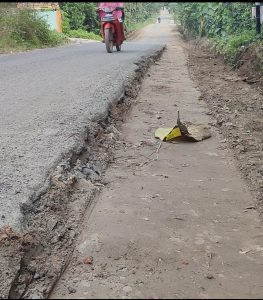 Proyek Pembangunan Jalan Raya Suban Diduga Dikerjakan Tidak Sesuai Bestek