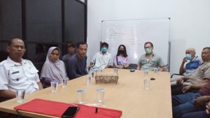 Lurah Way Lunik Fasilitasi Dialog Antara Warga Dan PT GML