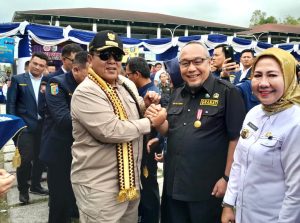 Sekwan Tina Malinda Raih Penghargaan Satya Lencana Adhitya Mahatva Yodha