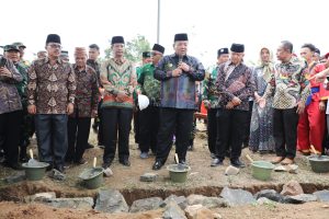 Gubernur Arinal Hadiri Resepsi Milad Muhammadiyah ke-111 dan Lakukan Peletakan Batu Pertama Pembangunan Masjid 