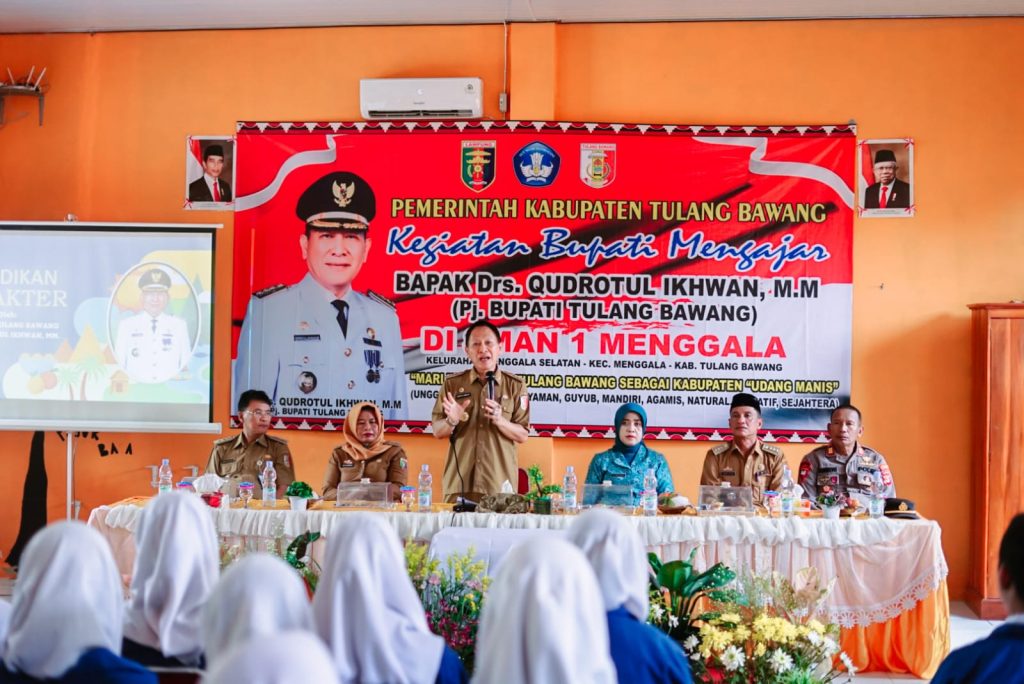 Pj Bupati Tulang Bawang Qudrotul Ikhwan.,MM Mengingatkan Kepada Maha Siswa/i Agar Tidak Kenal Dengan Narkoba/Narkotika