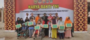 Antisipasi Wabah Penyakit dan Banjir Sekaligus Rayakan HUT ke 78 Kodam II Seriwijaya, Kodim 0411/KM LT Gelar Acara Karya Bakti TNI