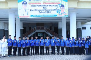 Pj. Bupati Tulang Bawang Qudrotul Ikhwan Sampaikan Sambutan Tertulis Mendikbudristek RI Nadiem Makarim Pada Upacara Hardiknas