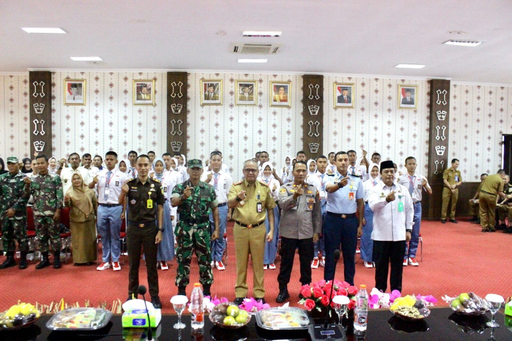 Pj Bupati Tulang Bawang Drs.Qudrotul Ikhwan.,MM Lantik 33 Orang Calon PASKIBRAKA Kab. Tulang Bawang