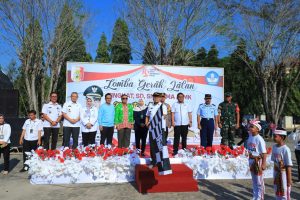 Pemerintah Kab.Tuba Menyelenggarakan Lomba Gerak Jalan Dalam Rangka HUT RI KE-79