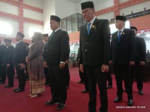 40 Anggota DPRD Pesawaran Terpilih Priode 2024-2029 Resmi Dilantik dan Disumpah Janji