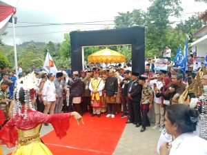 Pasangan Moh. Saleh Asnawi-Agus Suranto Daftar ke KPU Tanggamus