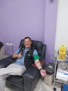 Sudah 21 Tahun Aries Sandi Bupati Terpilih Pesawaran Donorkan Darahnya Untuk Orang Yang Membutuhkan