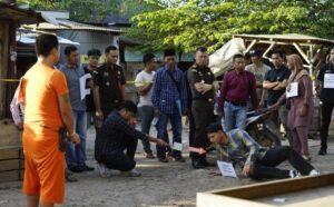 Dua Jaksa Penuntut Umum Kejari Lamteng Kawal Rekonstruksi Pembunuhan, Pastikan Semua Adegan Sesuai Fakta Hukum