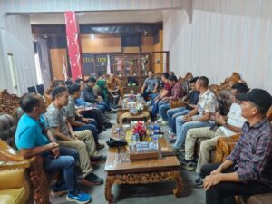 Ketua DPRD Kabupaten Tulang Bawang Membawa Angin Segar Terkait 5 Tuntutan FWTB