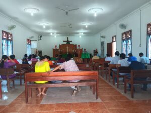 Polsek Tulang Bawang Tengah, Laksanakan Pengamanan Ibadah Gereja Minggu Kasih di Gereja GKSBS Immanuel Kelurahan Panaragan Jaya