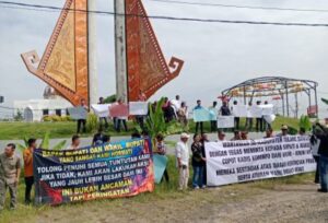 Wartawan Dan Ormas Desak Kadis Kominfo Tulang Bawang Dicopot: Dinilai Antidemokratis Dan Anti-Keterbukaan