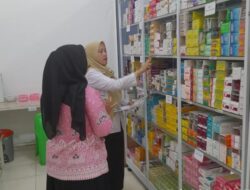 Cek Kelengkapan Izin Usaha, Dinkes Lamteng dan DPMPTSP Visitasi ke Sejumlah Apotek