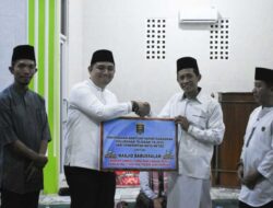 Wakil Wali Kota Metro M. Rafieq Gelar Safari Ramadan di Masjid Jami’ Babussalam, Serahkan Bantuan Ambal Turki dan Lemari Buku