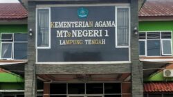 Dibawah Kepemimpinan Kepsek Lekat Rahman MTsN 1 Lamteng Maju Secara Akademik, Berkarekter dan Berprestasi 
