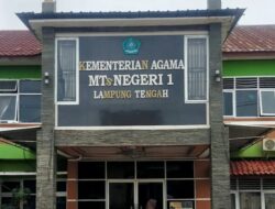 Dibawah Kepemimpinan Kepsek Lekat Rahman MTsN 1 Lamteng Maju Secara Akademik, Berkarekter dan Berprestasi 