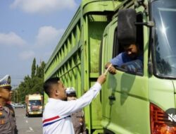 Bapenda, Satlantas Polres Lamteng, Samsat dan Jasa Raharja Turun ke Jalan Sosialisasi Program Pajak Kendaraan Murah
